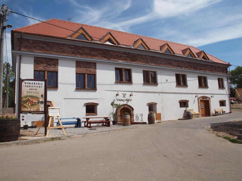 Penzion a Restaurace Vinařství Přítluky Exteriér fotografie